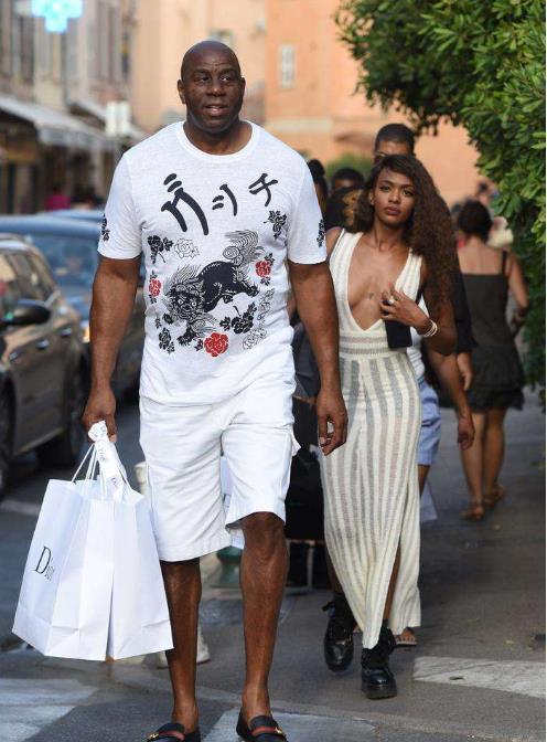 并以标准化 并以标准化